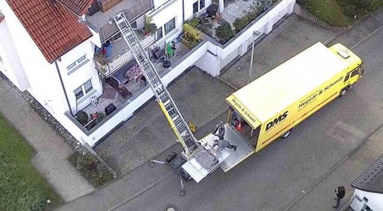 Umzug aus Vogelperspektive aufgenommen